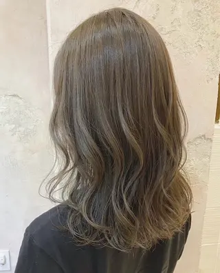 セミロング Lond  bla-ma所属・ブリーチなしカラー／ 今井春汰のヘアスタイル