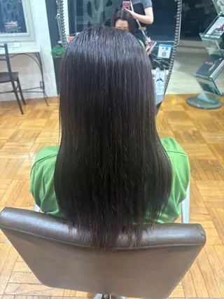 ミディアム 廣瀬 奈緒のヘアスタイル