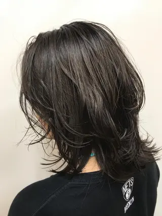 ミディアム カラー 山本 香織のヘアスタイル
