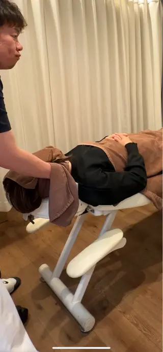 たかし整骨院所属・こん たかしのエステ・リラクイメージ