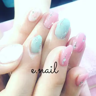 ネイル e.nail所属・和賀井 恵理のネイルデザイン