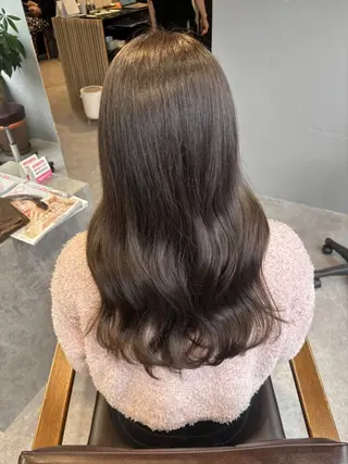 セミロング Yuuka/ w colorのヘアスタイル