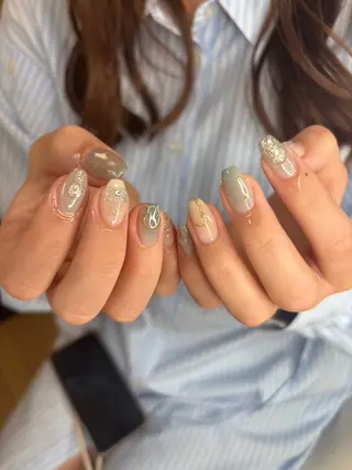 ネイル moi nail ˙⋆.˚のネイルデザイン