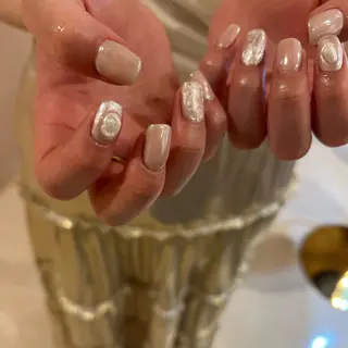 ネイル Msis nail salon 代々木店所属・yokozawa sakiのネイルデザイン