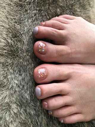 ネイル NailandEye Lucaの眉毛・アイブロウイメージ