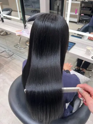 ロング 🌷透明感カラー🌷 内田零菜のヘアスタイル