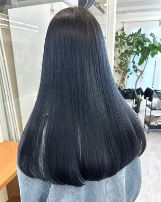 カラー MAMI / Lienのヘアスタイル