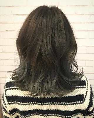 ミディアム カラー 中川 拓弥のヘアスタイル