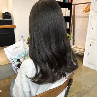 セミロング カラー 顔まわりカット✨艶髪 ✨髪質改善✨伴響佳のヘアスタイル