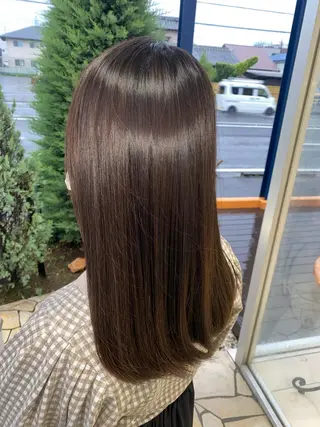 セミロング カラー 💚ミヤマ アンナ☘️のヘアスタイル