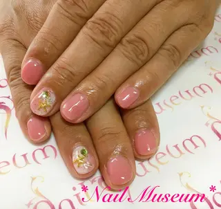 ネイル マグネットネイル💛 Hayakawaのネイルデザイン