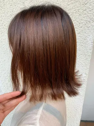 ミディアム カラー putri 川邉 優花のヘアスタイル