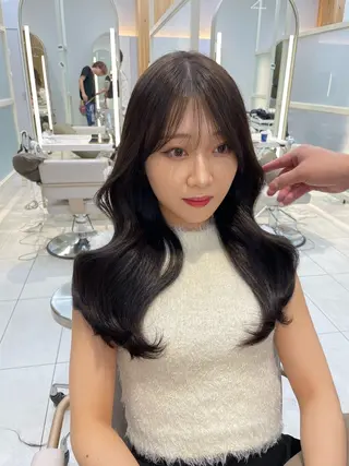 ロング 顔周り/透明感カラー /韓国ヘア/TAKUのヘアスタイル