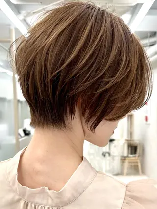 ショート カラー レイヤー/韓国/ 顔周り/しんやのヘアスタイル