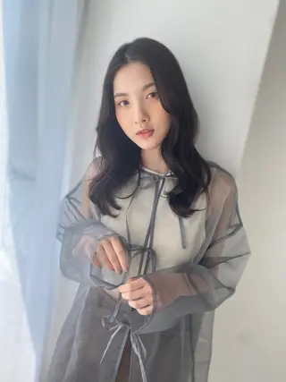 セミロング カラー Ash中目黒店 榊間茜のヘアスタイル