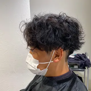 ショート パーマ メンズ 赤み消し🌿 透明感カラー🫧のヘアスタイル