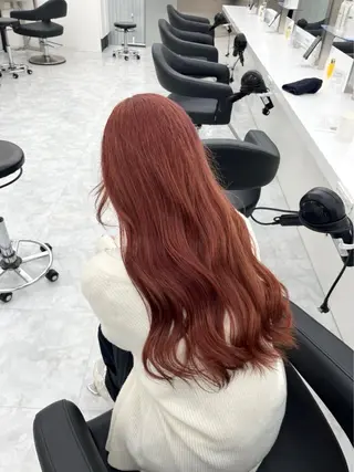 ロング カラー ナチュラルベージュ 🧸yuuna🧋のヘアスタイル