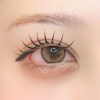 マツエク・マツパ 長尾 桃果 🫧 eyelistのマツエク・マツパデザイン