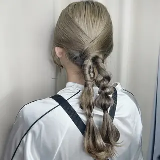 ヘアアレンジ かなざわ みかのヘアスタイル