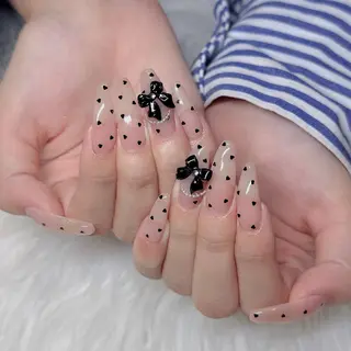 ネイル Momo🍑 【パラジェル取扱店】のネイルデザイン