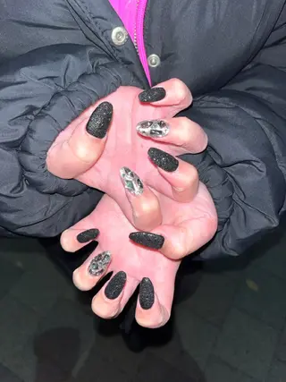 ネイル waka❤️✨ レイヤーボブ/ネイルのヘアスタイル