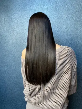 ロング ✨髪質改善特化✨副 店長椎葉信乃介のヘアスタイル