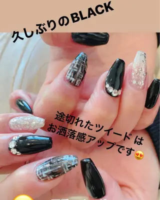 ネイル ネイル ティアラのネイルデザイン