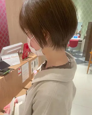 ショート カラー 鶴岡で縮毛矯正なら お任せ！ハヤシナオミのヘアスタイル