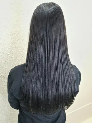 ロング カラー ブリーチカラー🌈 嘉名 真樹のヘアスタイル