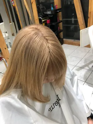 セミロング クーポン お試し価格有り！のヘアスタイル