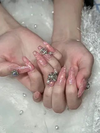 ネイル U1salon所属・佐藤 希子のネイルデザイン