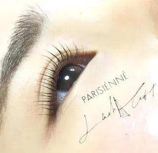 パーマ マツエク・マツパ アンベリイルラッシュ所属・まつエク・パーマ アンベリイルラッシュのマツエク・マツパデザイン