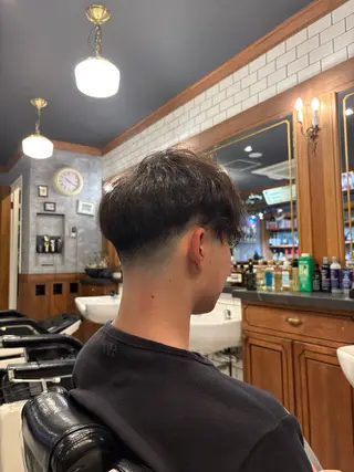 メンズ BARBER BAR SAWAS所属・高澤 ひかるのヘアスタイル