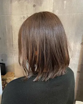 ミディアム 小松崎 結花のヘアスタイル