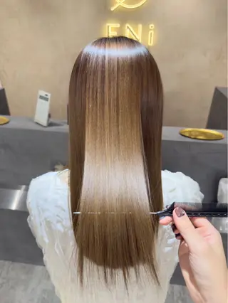 ロング 早田 華のヘアスタイル