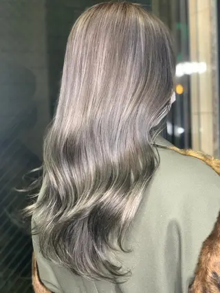 ロング カラー グレージュカラー🤎 mai🤎のヘアスタイル