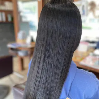 セミロング 加藤 実穂のヘアスタイル