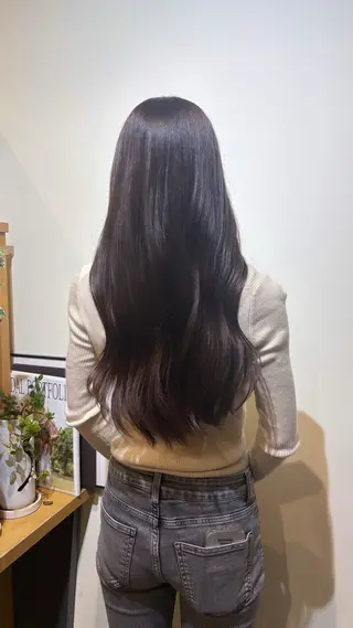 ロング カラー 大山 麗美のヘアスタイル
