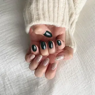 ネイル 【山岡】 ロイヤル•セラピストのネイルデザイン