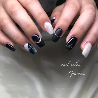 ネイル Gracias. rieのネイルデザイン