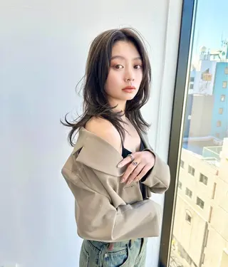 ミディアム カラー KURO/韓国ヘア /レイヤーカットのヘアスタイル