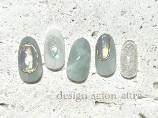 ネイル 根津 綾子のネイルデザイン