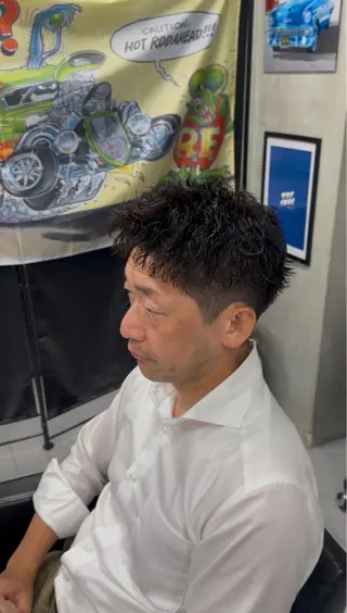 ショート パーマ メンズ Buzzy 大畠　慎三郎のヘアスタイル