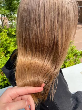 ロング 石本 眞優のヘアスタイル