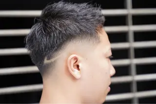 ショート CHROM TOKYO ALT所属・🔥メンズ専門🔥 佐々木　パーマ大人気のヘアスタイル