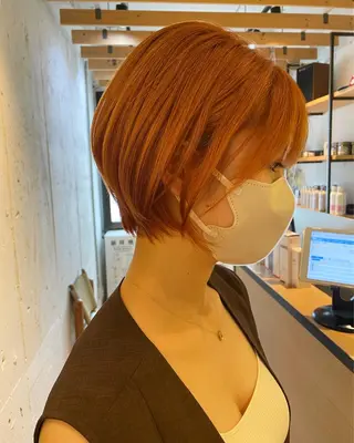 ショート hisano / ハイトーン・透明感のヘアスタイル