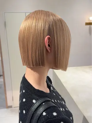 ミディアム カラー ハイトーン/ 縮毛矯正のヘアスタイル