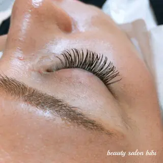 マツエク・マツパ 美容室 美美所属・髙坂 友香のエステ・リラクイメージ