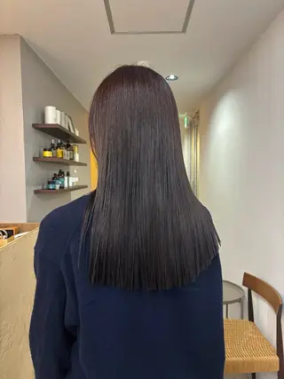 ロング 權軒 真尋のヘアスタイル