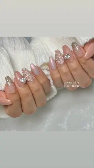 ネイル BONHEUR Annaのネイルデザイン